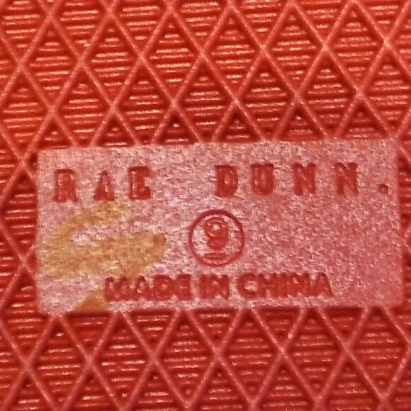 Rae Dunn Holiday Christmas Merry Bright Slides Sandals Red Slip On Size 9 NWT - Picture 6 of 6